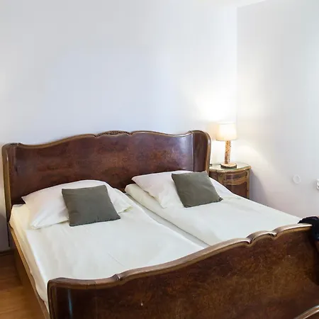 Miedzy Owcami Z Elektrycznymi Rowerami Apartment Sromowce Wyzne Exterior photo