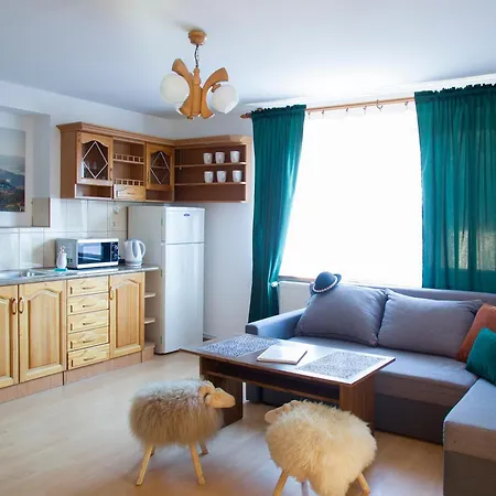 Miedzy Owcami Z Elektrycznymi Rowerami Apartment Sromowce Wyzne Exterior photo