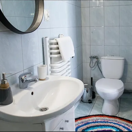 Miedzy Owcami Z Elektrycznymi Rowerami Apartment Sromowce Wyzne Exterior photo