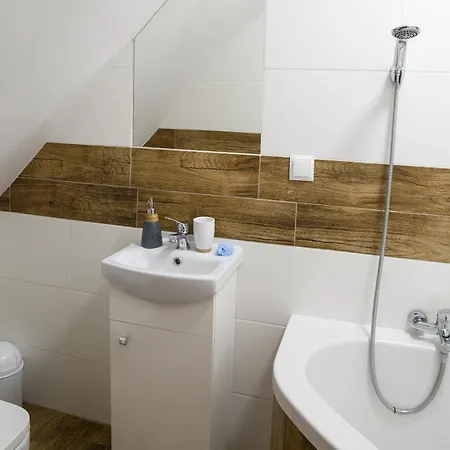 Miedzy Owcami Z Elektrycznymi Rowerami Apartment Sromowce Wyzne Exterior photo
