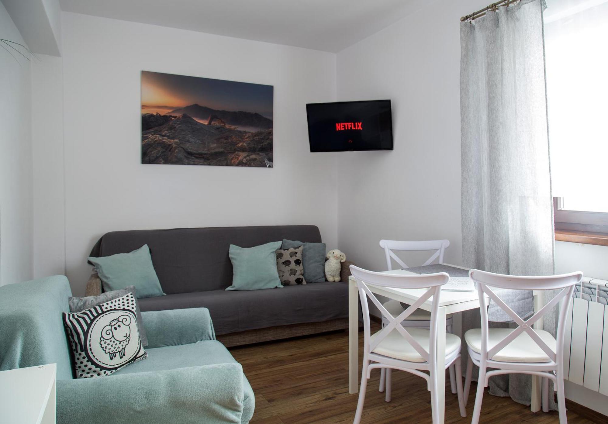 Apartment Miedzy Owcami Z Elektrycznymi Rowerami Sromowce Wyzne