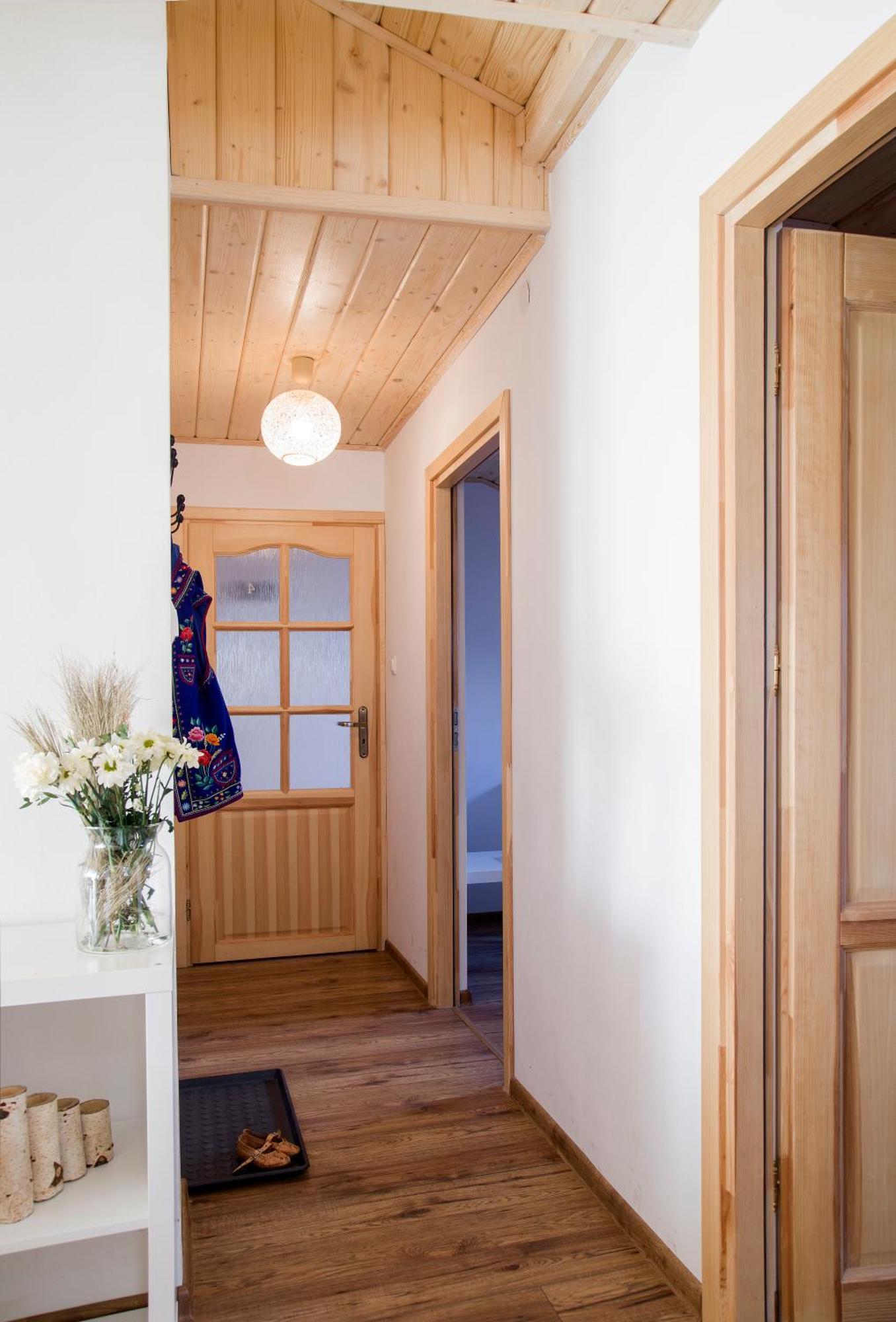 Miedzy Owcami Z Elektrycznymi Rowerami Apartment