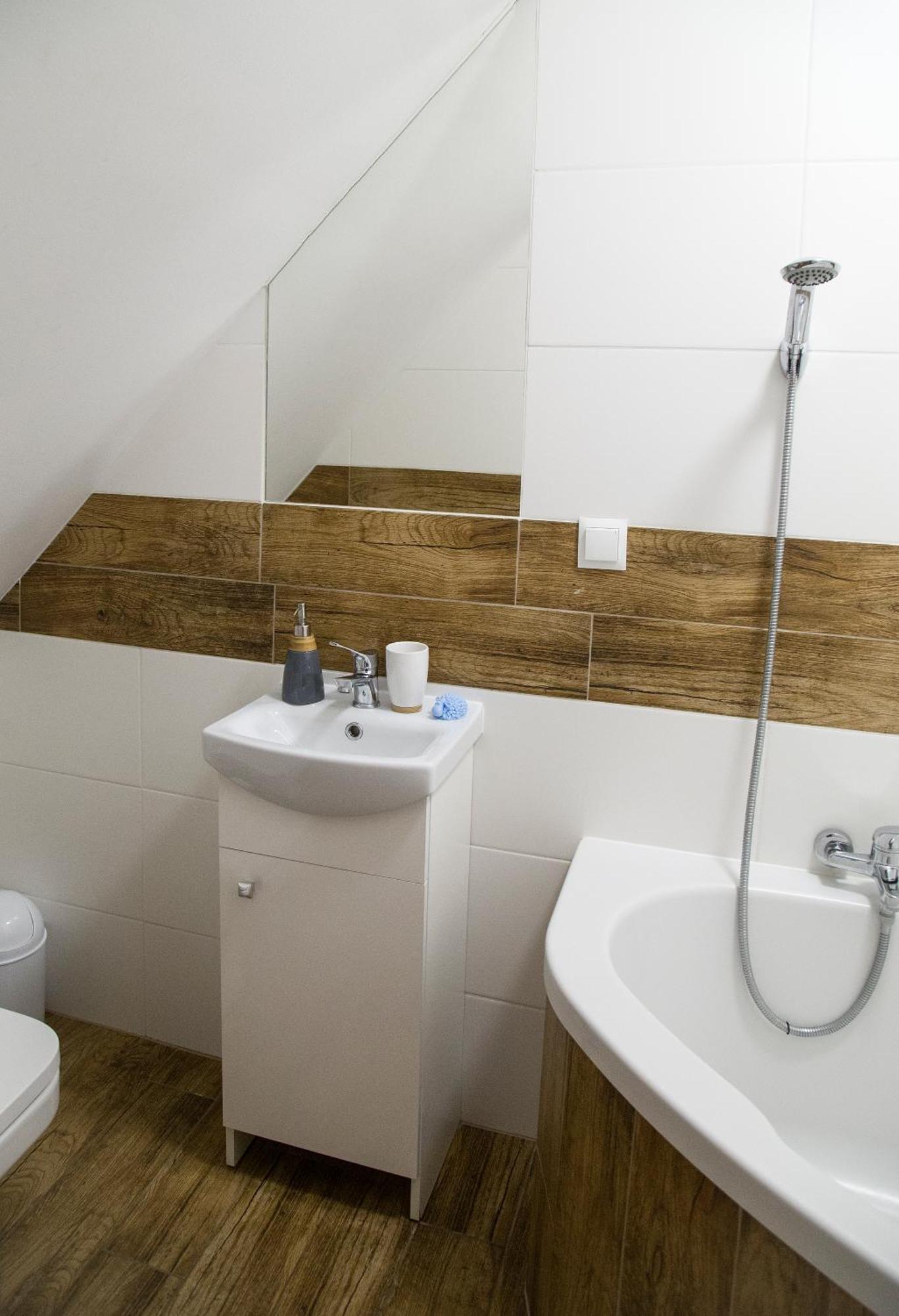 Miedzy Owcami Z Elektrycznymi Rowerami Apartment *
